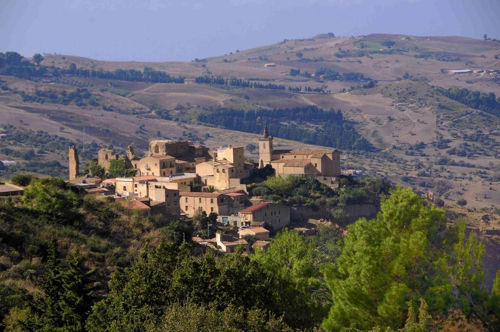 Villa Casale Drinzi à Collesano Extérieur photo